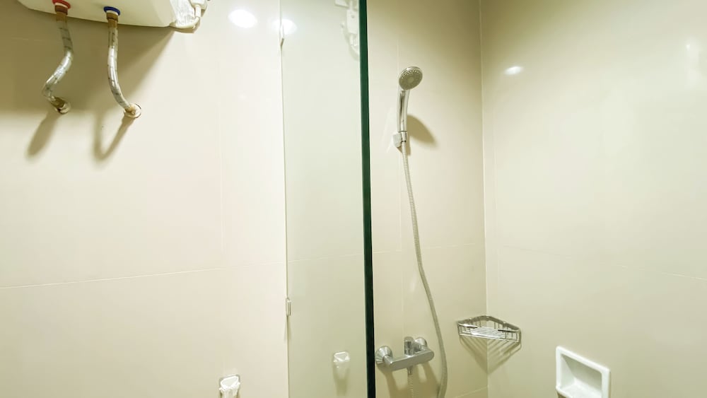 Spacious 1BR at Tree Park City BSD Apartment
