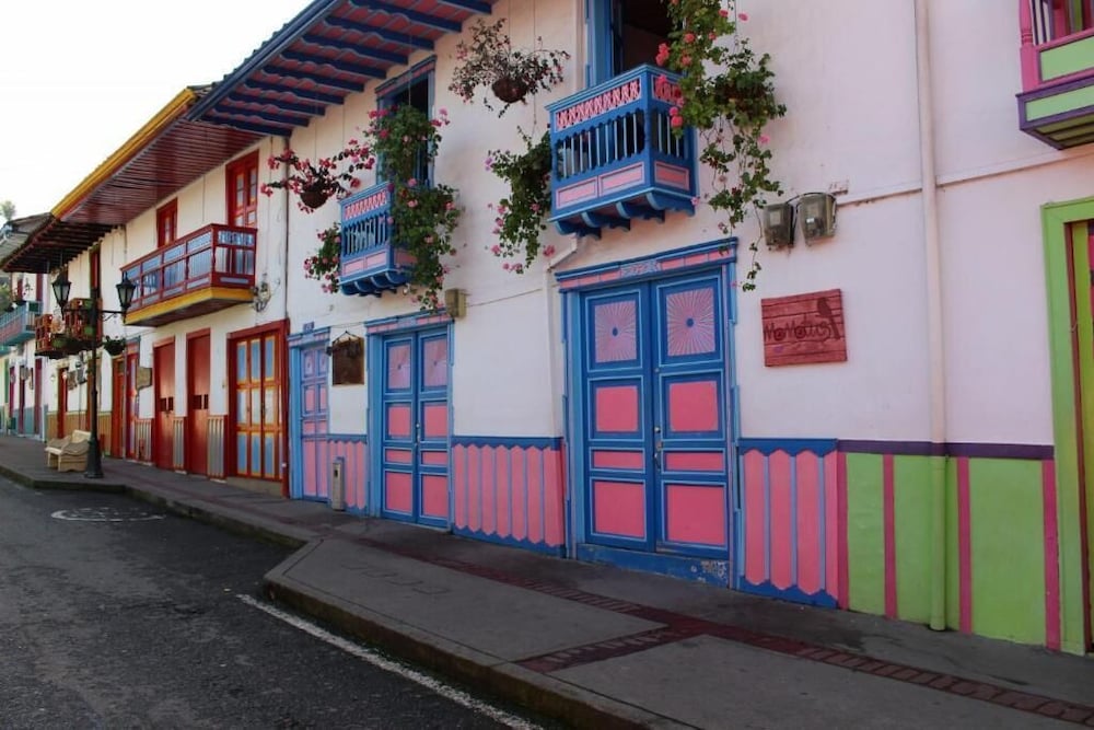 SAN PEDRO SALENTO APARTAHOTEL