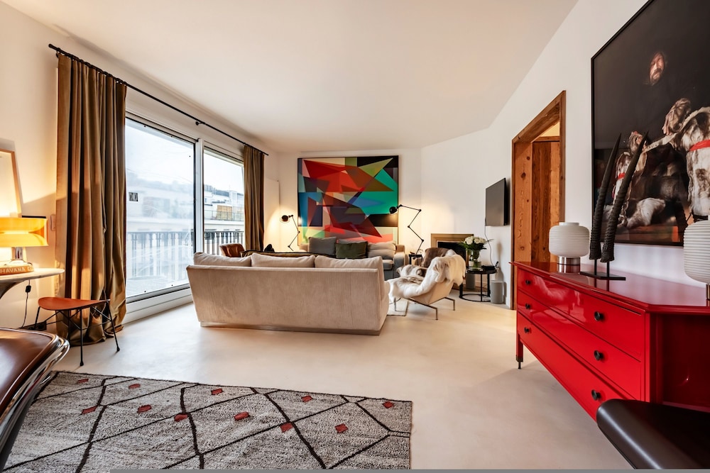 Luxury 4BR Apartment - Bois de Boulogne