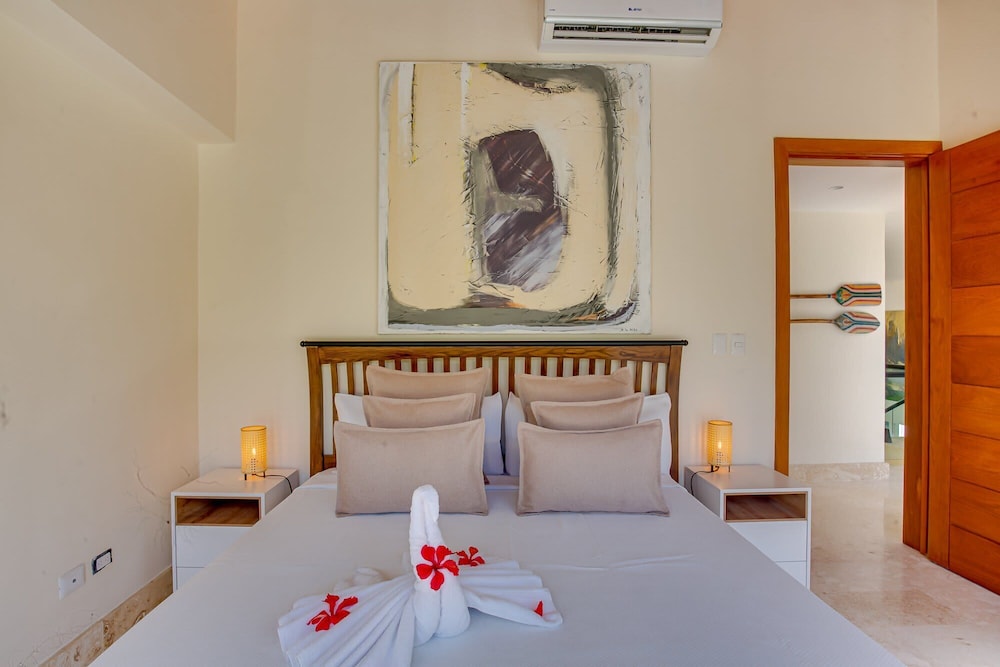 Spectacular 6 BR Luxury Villa in Punta Cana
