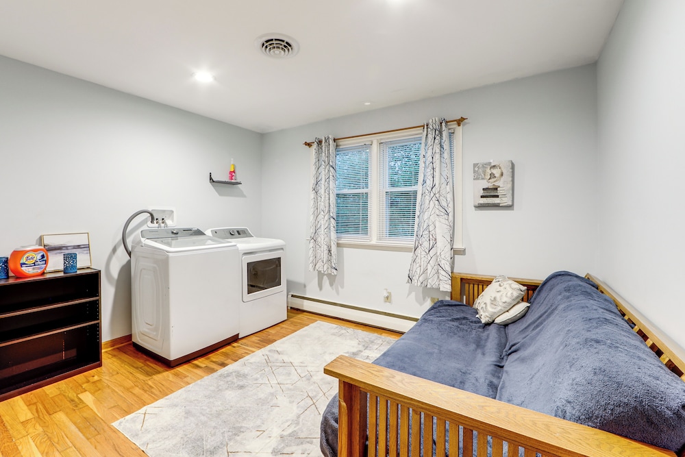 < 1 Mi to Main St: Rural Gem in Cherry Valley