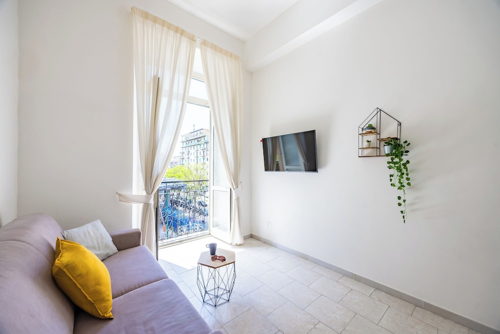 Urban Base Garibaldi by Napoliapartments