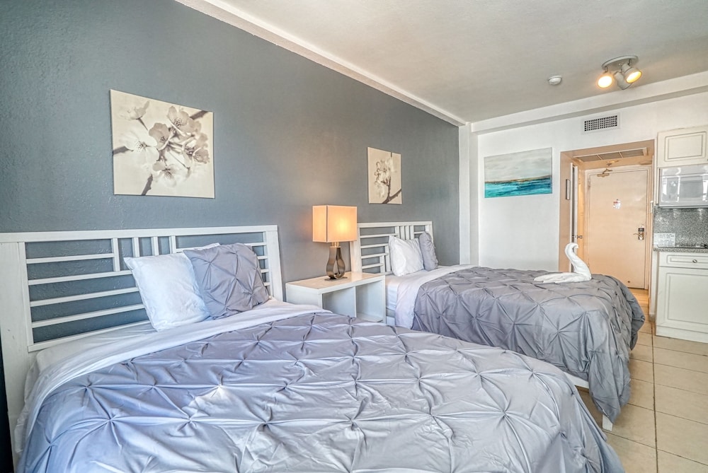 Private Apartments at the Casablanca