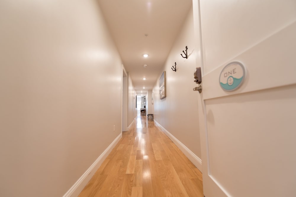 The Newport Lofts - 364 Thames Street