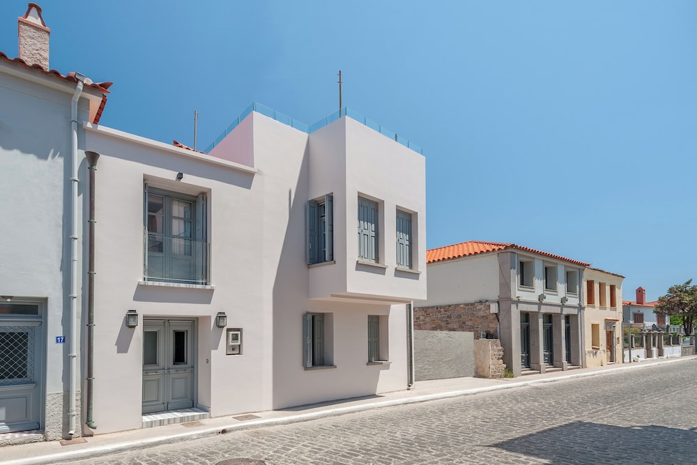 Limnos Experience