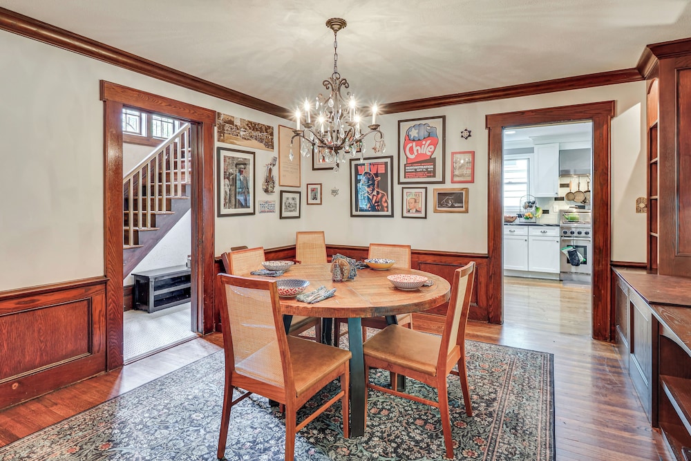 Easy Train Access to Nyc! Elegant Family Retreat