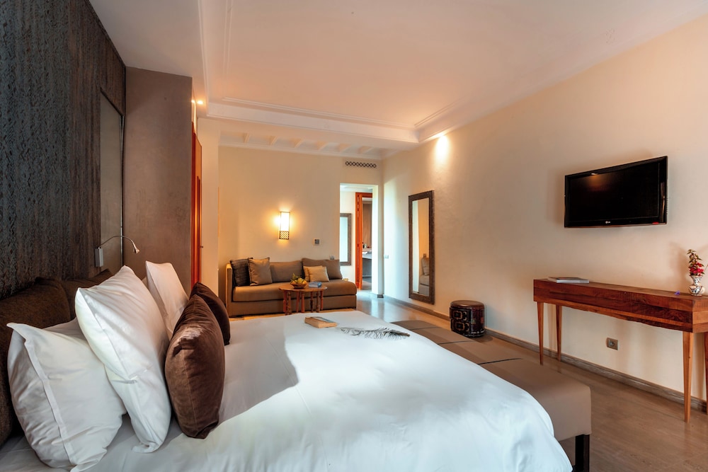 Palais Rim Marrakech – Grande Villa de Vacances avec Piscine et Jardin