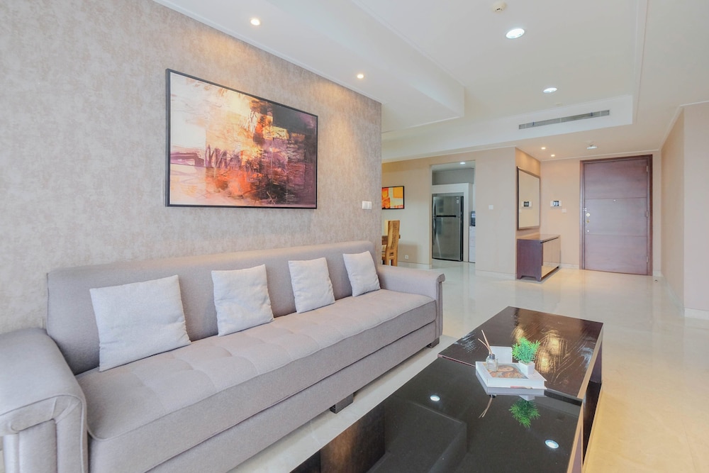 Elegant Earth Tone 3Br At Ciputra World 1 Apartment
