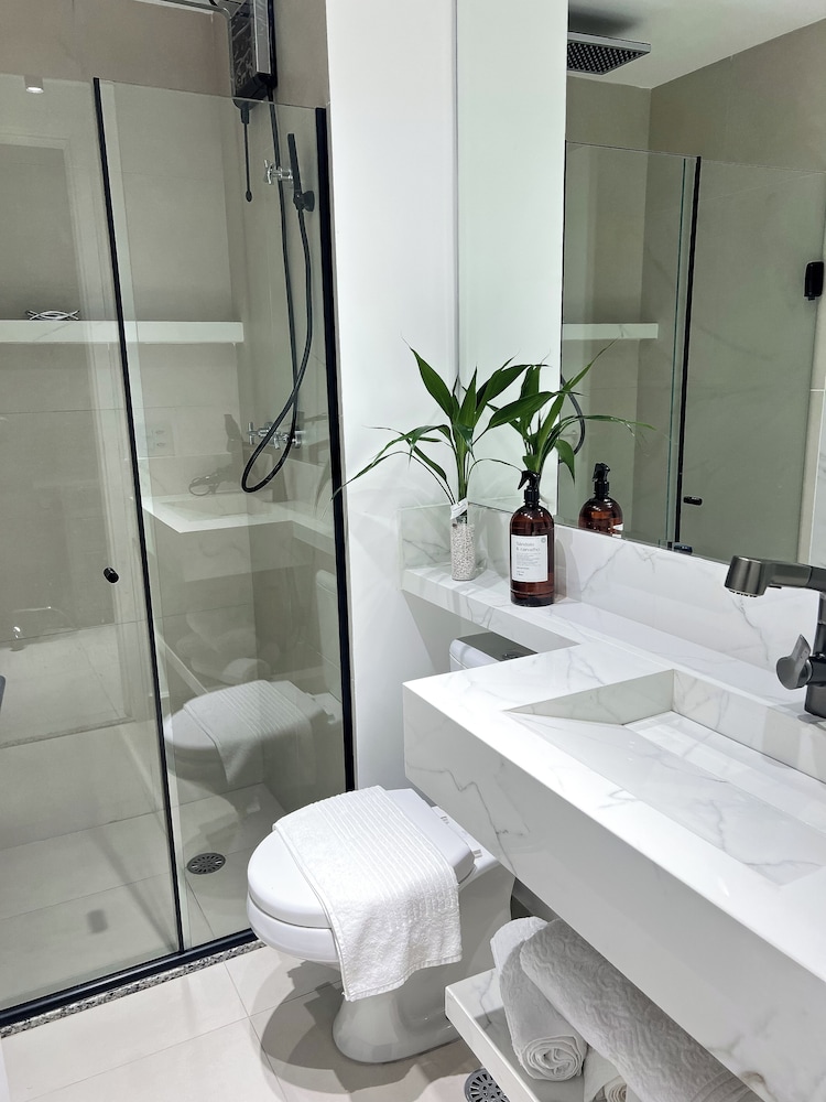 Studio Executivo 230m do metro Brooklin