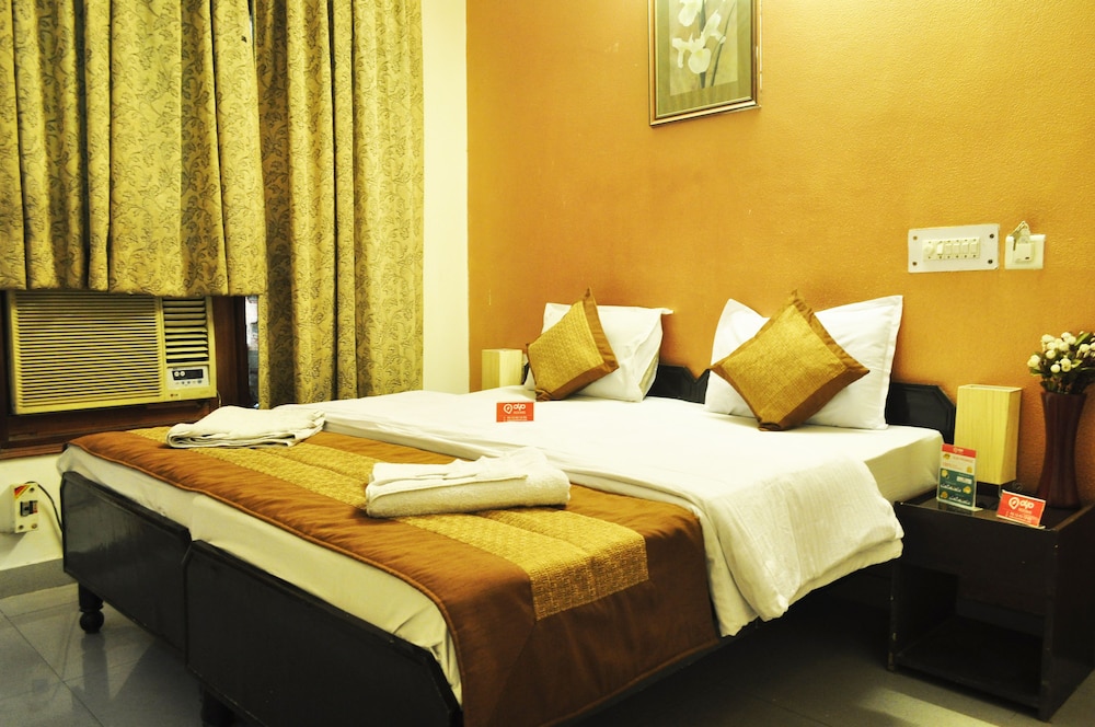 OYO 598 Hotel B K House