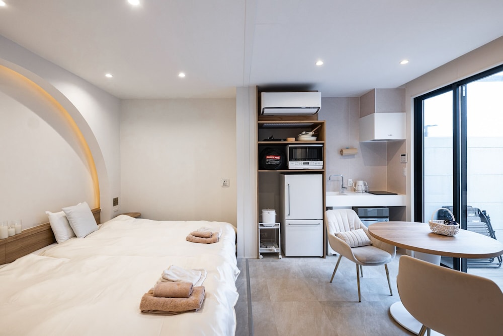 hotel room