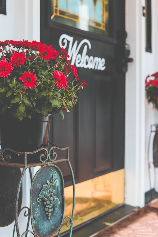 Changing Times Boutique Country Lodging