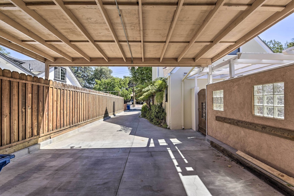Charming Antioch Home w/ Private Yard + Grill