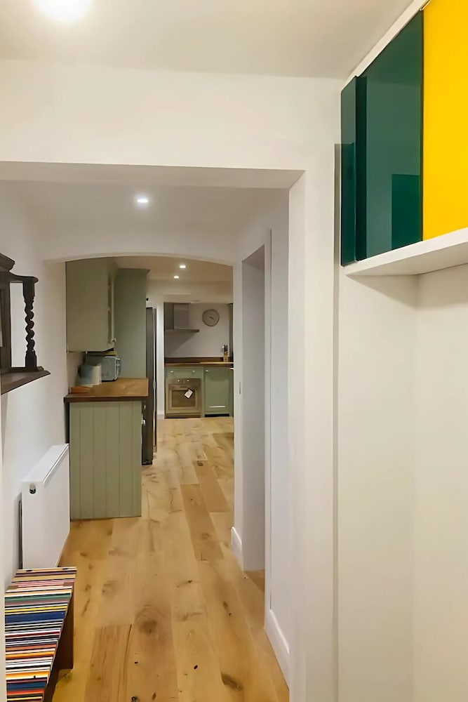 Stanley Road - Modern Flat in Oxford