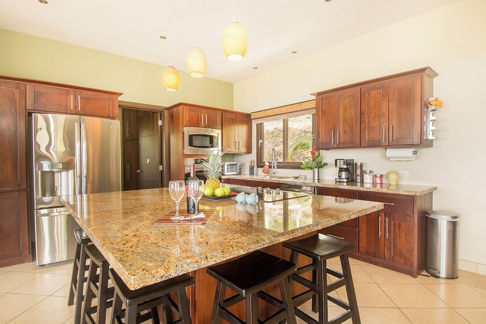 Luxury Home w/ Views & Infinity Pool: Near Beach!