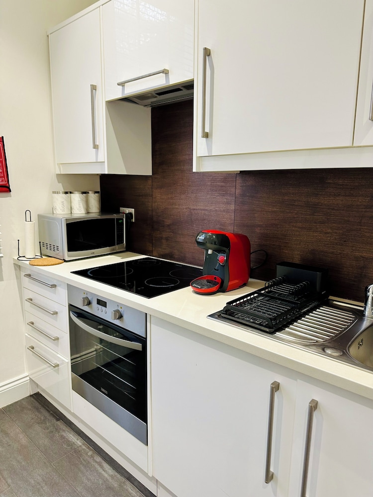 Eurostar Comfort Inn Studio Apartments