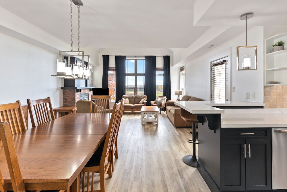 Rivergrass Condos