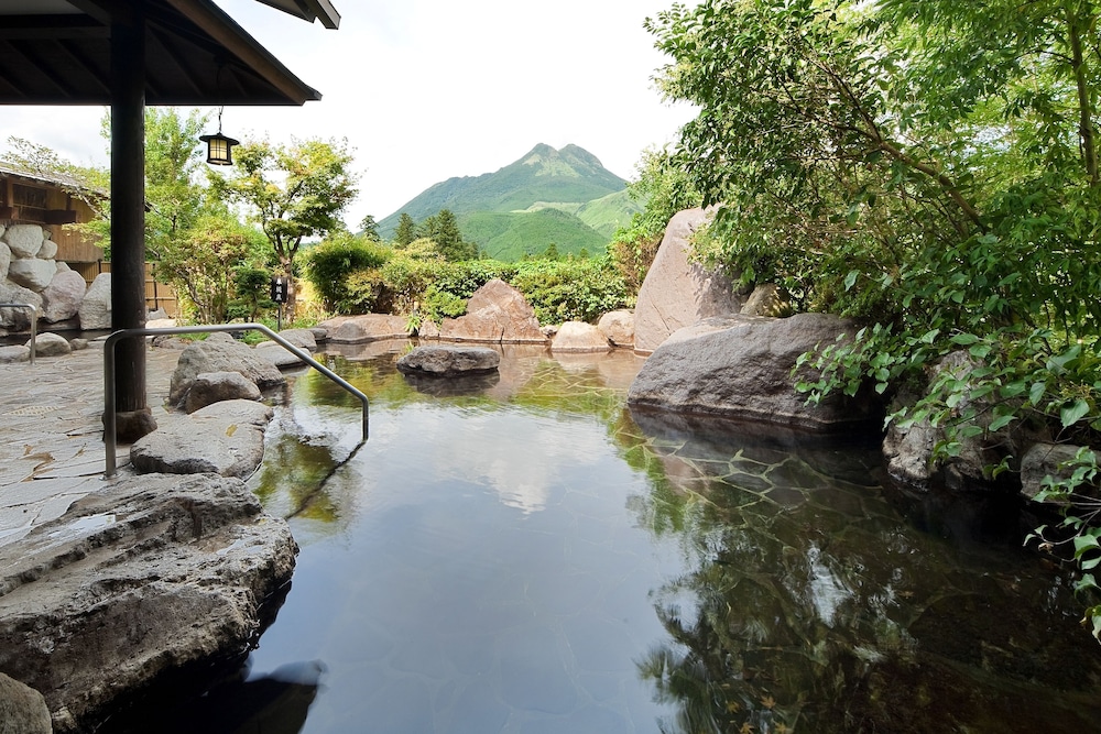 Yufunogo Saigakukan