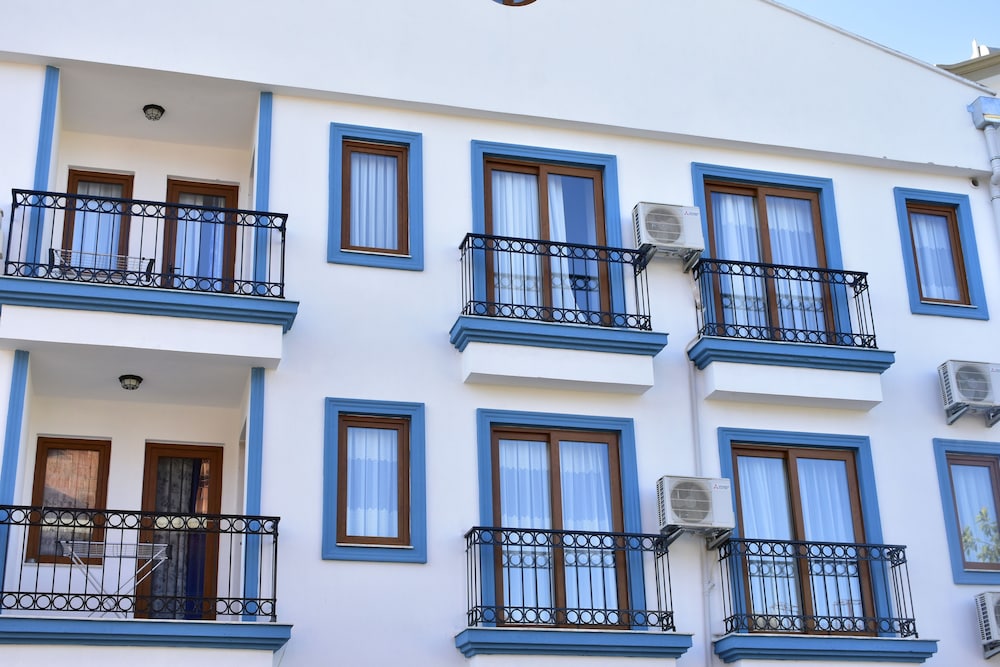 Hotel Calba Apart Otel - Image 1