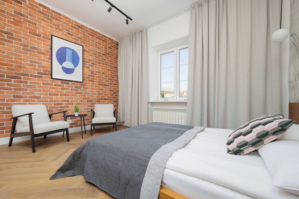 Apartment in the Old City by Renters view 5