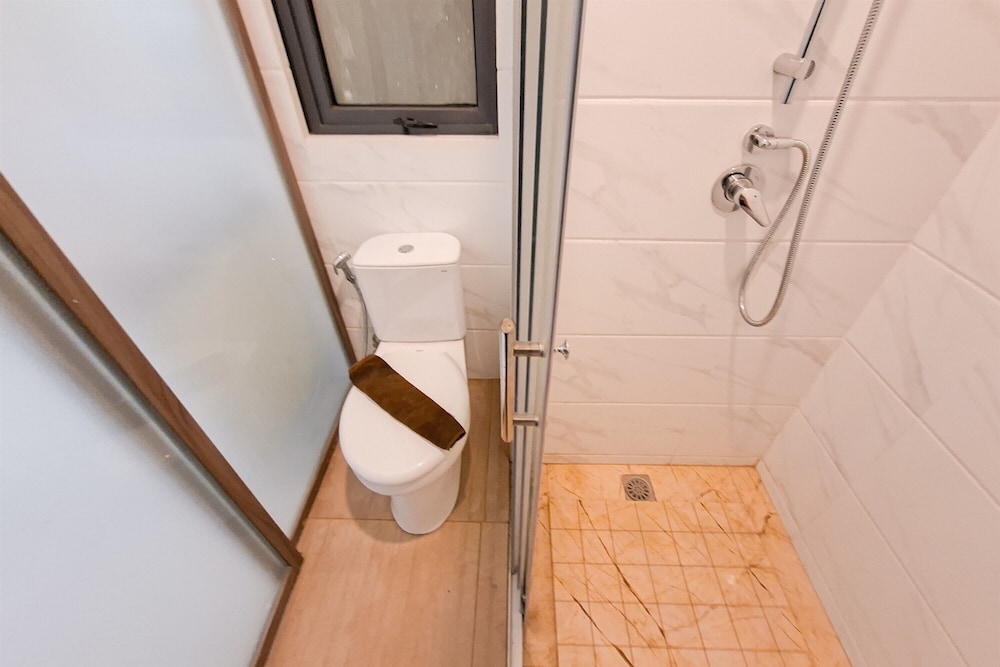 Tidy 2Br Sky House Alam Sutera Apartment Near Ikea