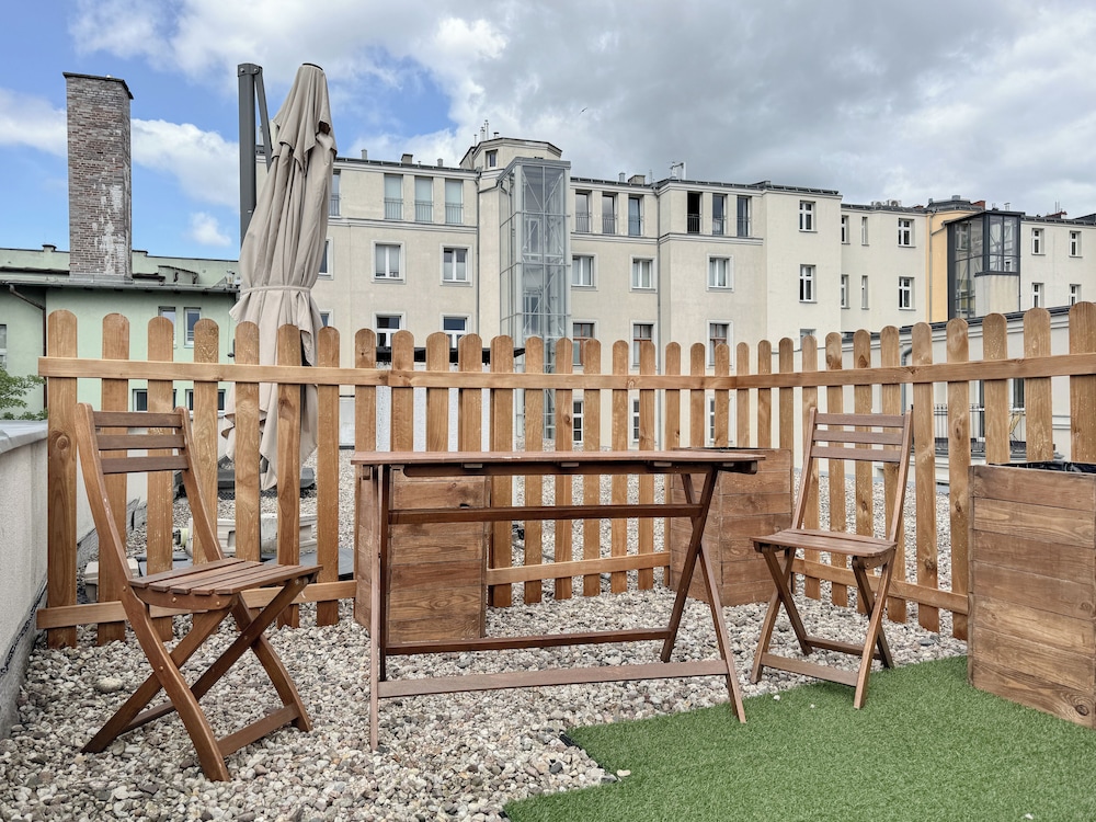RentPlanet - Apartament Łazarz