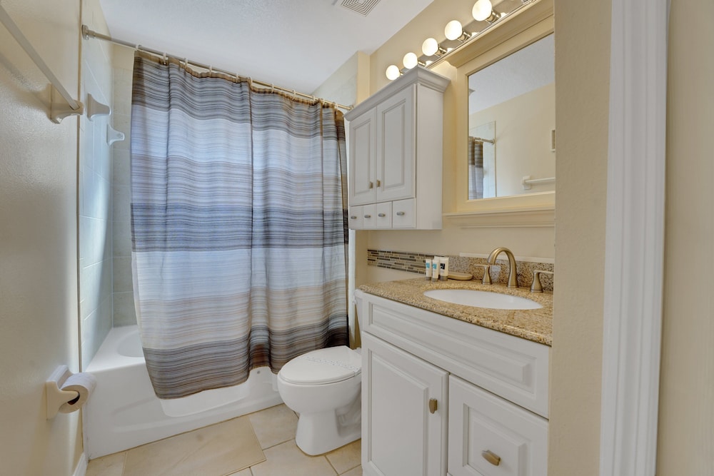 506hc-west Haven 4 Bedroom Home