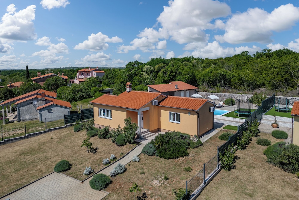 Holiday Home Aurea