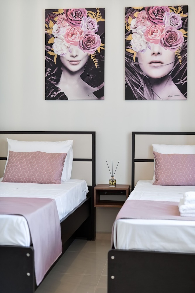 Chania Boutique Villa - Steps From the Beach