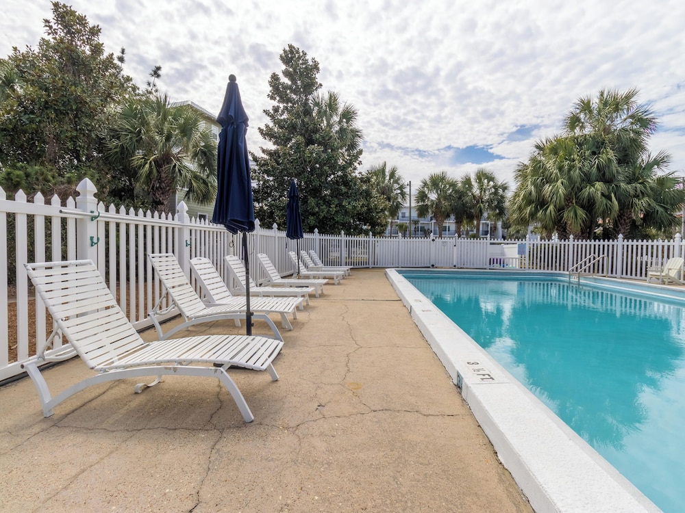 Palms North #7B by Southern Vacation Rentals