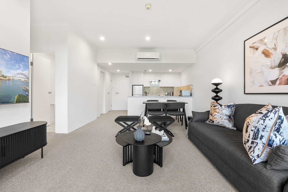 Camperdown Cozy Corner 8