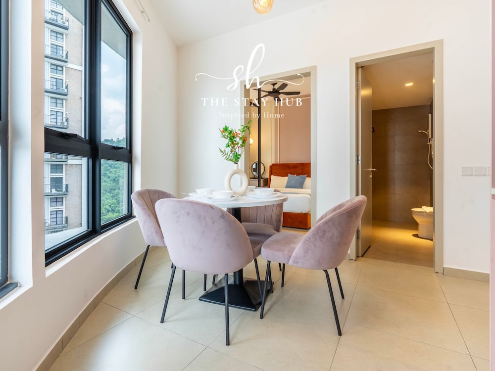 Paxtonz Luxe Suites by The Stay Hub