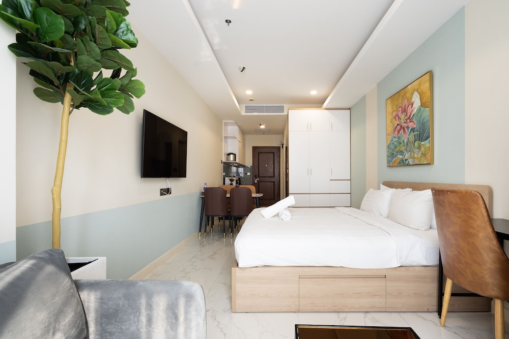 Madison Saigon - ANGIA Hospitality