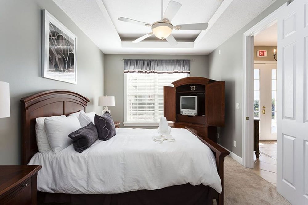 Luxury 6 Bedroom Villa on Reunion Resort, Orlando Villa 3479 - Image 2