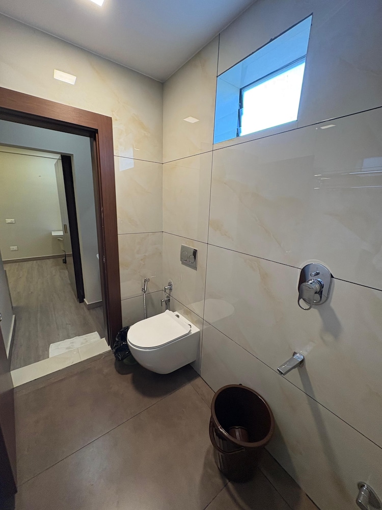 Kanak Residency Kuthuparamba