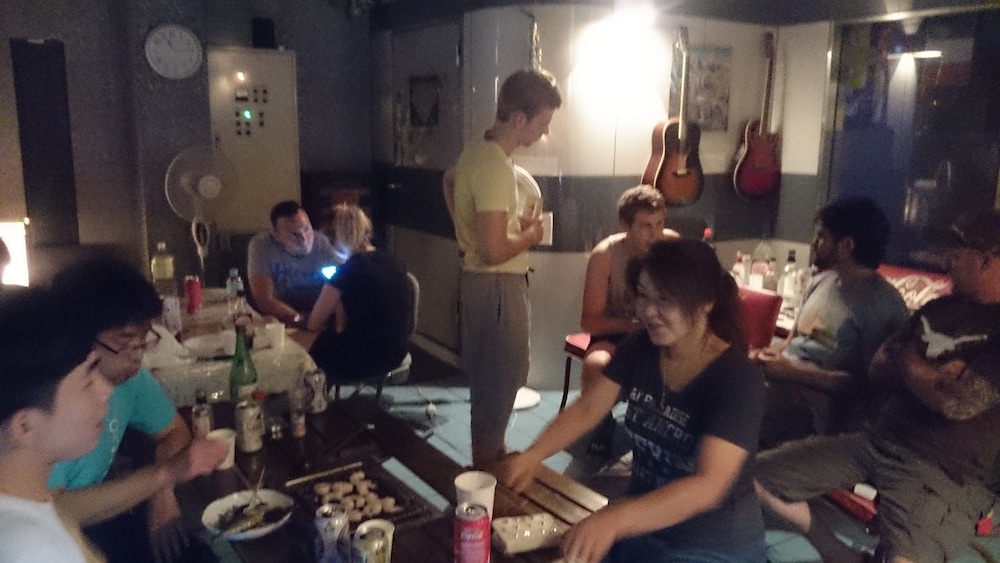 Family & bAKpAK Tokyo Hostel