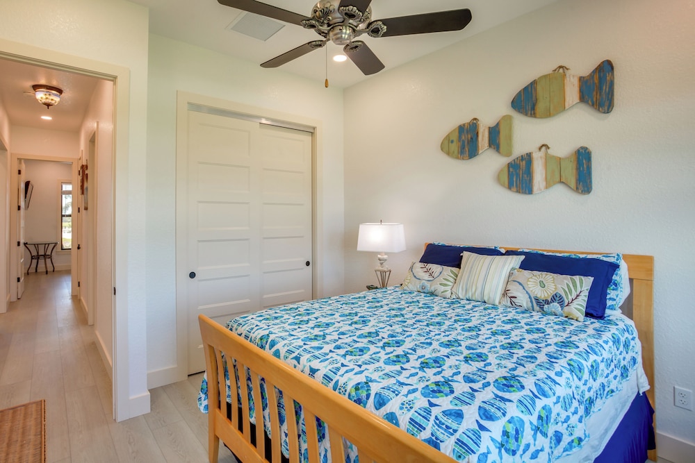Home w/ Private Pool & Lake Views in Punta Gorda!