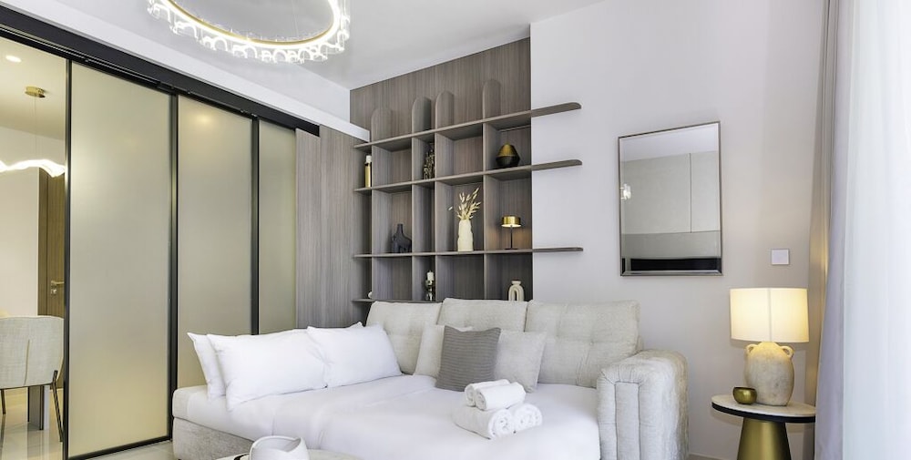 LUX The Ultra Luxury Beach Isle Suite