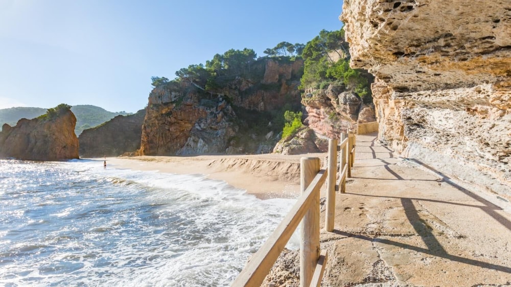 Arcos H1 in Begur With 2 Bedrooms and 1 Bathrooms