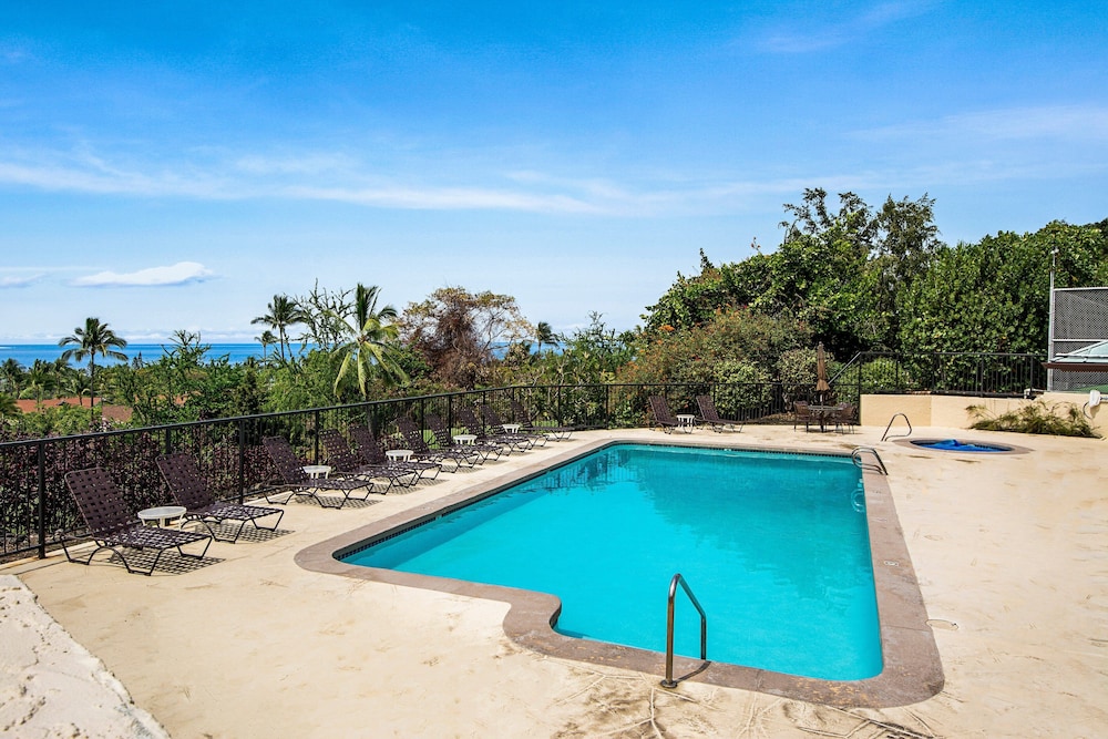 Ocean & Golf Course Views - 2 Bdrm With Loft - AC - Private Lanai -vrkcv