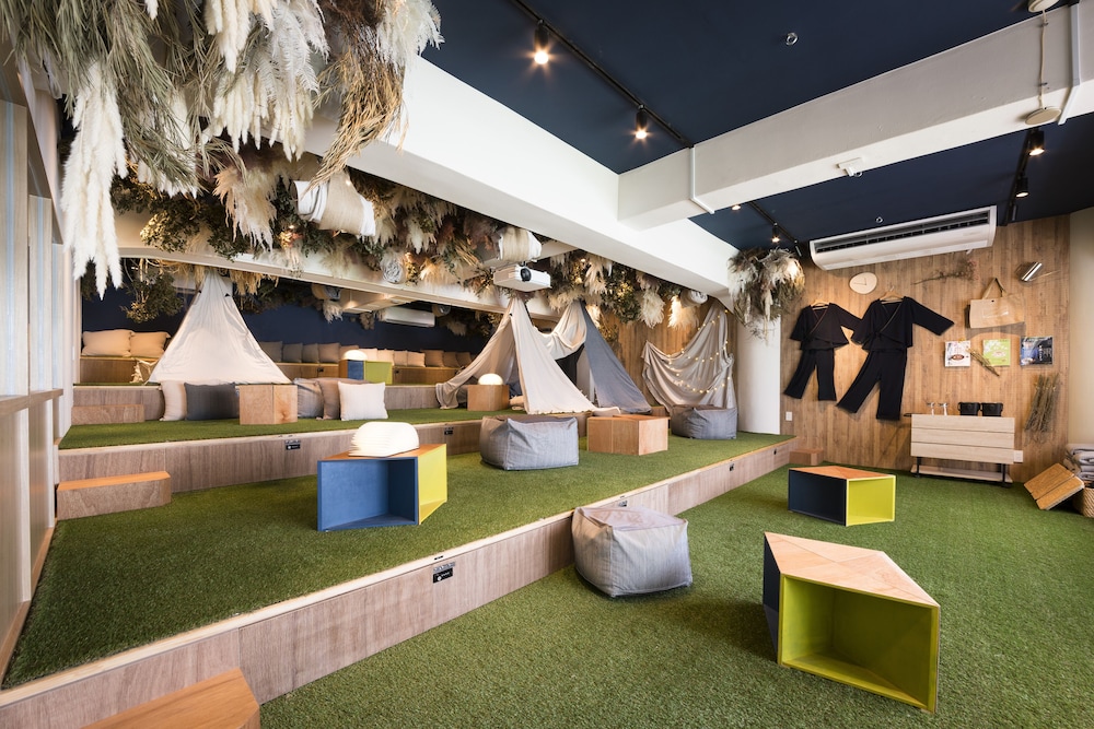 meeting & event spaces