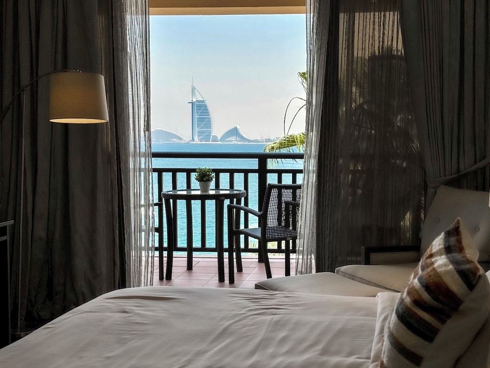 Resort Apartments - Royal Amwaj North