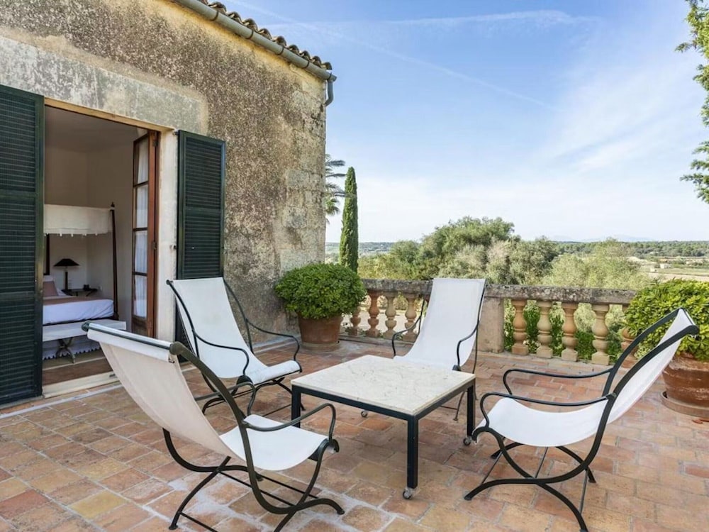 Countryside Villa With Terrace