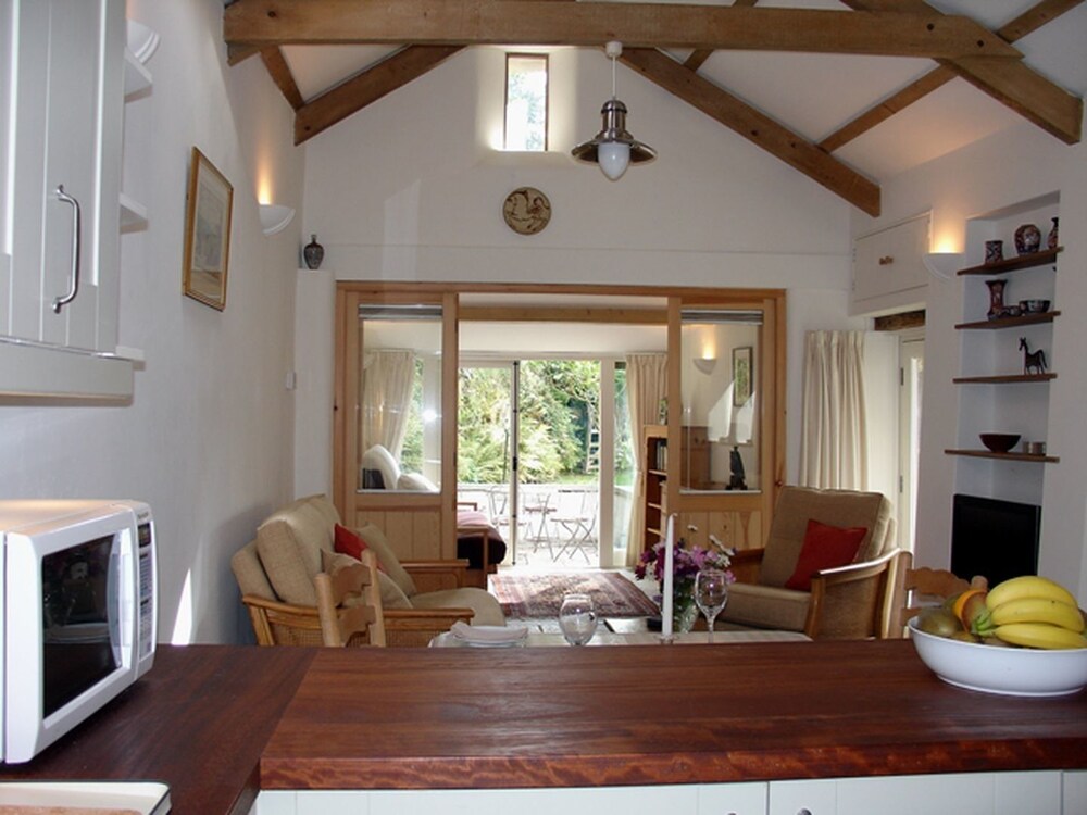 Yelverton Vacations - Burham Barn - Property Image 8