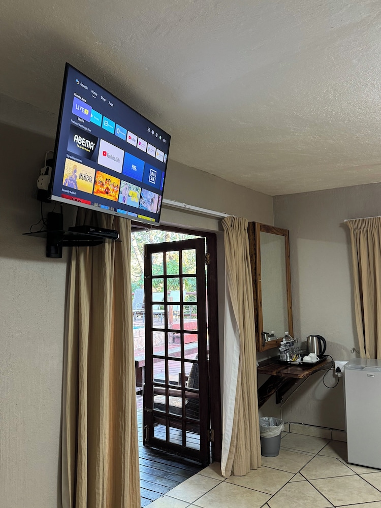 Pan African Safari Lodge