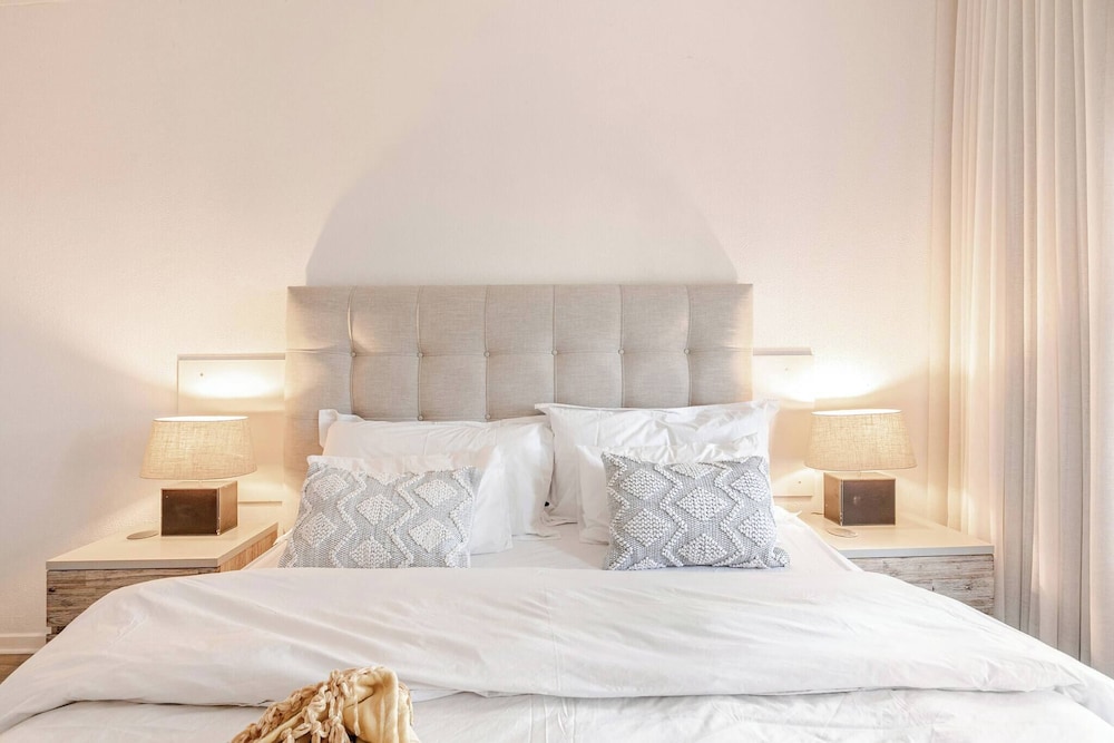 Cosy 2bed in Heart of Sandton
