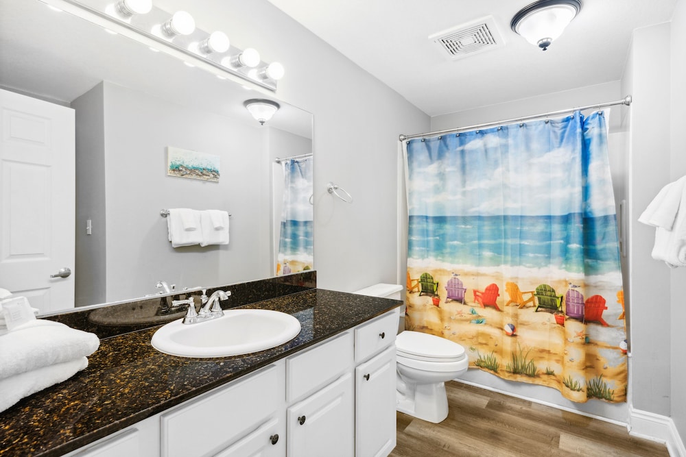 Calypso Beach Resort by Panhandle Getaways