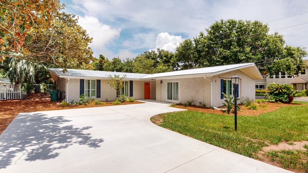 Porter Paradise 4 Bedroom Home