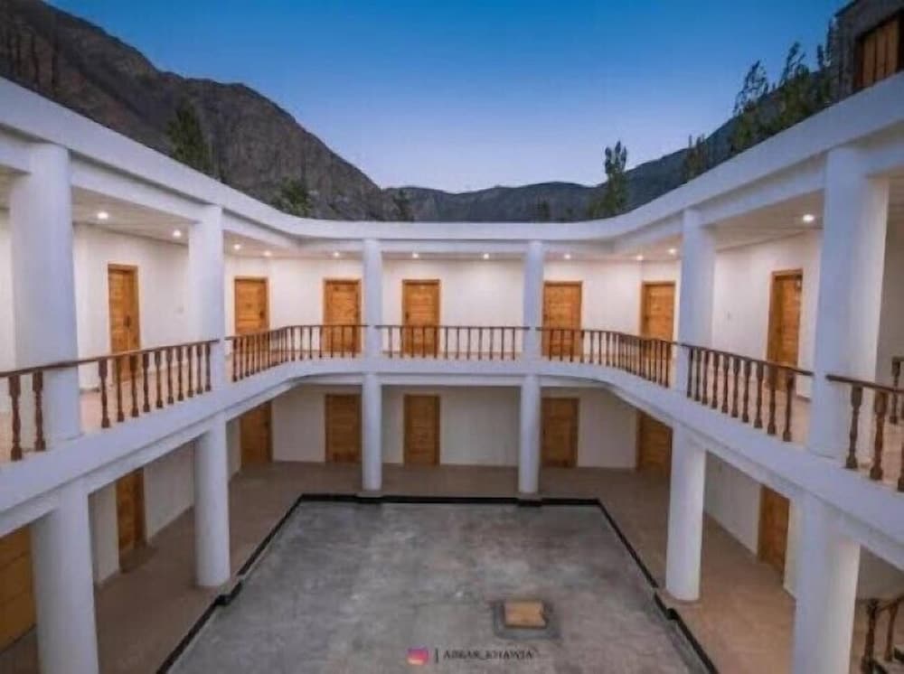 Mountain View Guest House Skardu view 3