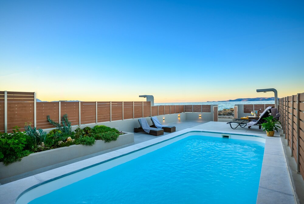 Anasa Luxury Villas